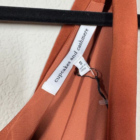 Cupcakes and Cashmere Small Irenna Surplice Romper Burnt Orange Tie Shoulder - Picture 7 of 9